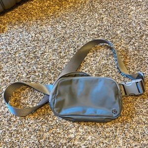 Lululemon Everywhere Belt Bag